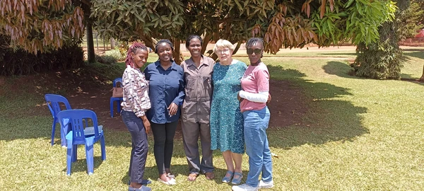 Förderung Jugendlicher und Frauen in Uganda e. V.